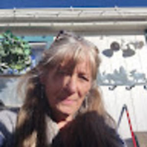 Meet your Posher, Lynette